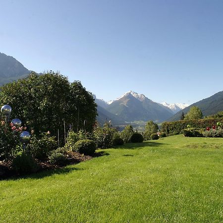 Hotel Landgut Thalerhof Telfes im Stubai Exterior foto