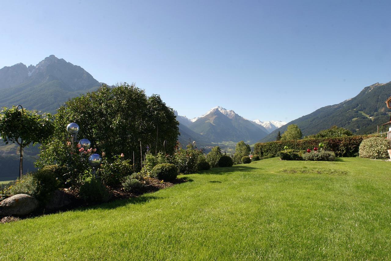 Hotel Landgut Thalerhof Telfes im Stubai Exterior foto